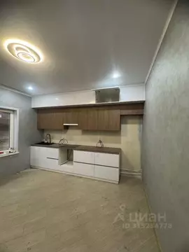 Дом в Астраханская область, Наримановский район, Заря СТ ул. Зеленая, ...