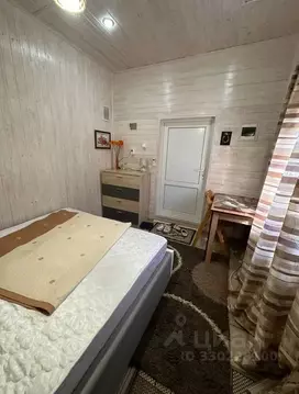 Дом в Краснодарский край, Ейский район, Камышеватская ст-ца ул. ...