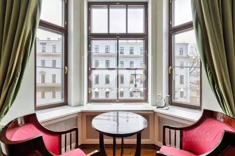 2-к кв. Санкт-Петербург Кирочная ул., 49 (76.3 м)