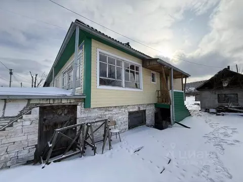 Дом в Хакасия, Саяногорск Саяногорск городской округ, ул. ...