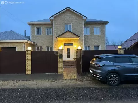 Дом в Краснозатонский, Речная улица (320 м)