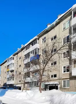 3-к кв. Пермский край, Краснокамск просп. Маяковского, 2 (60.0 м)