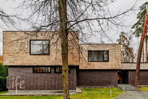 Коттедж в Московская область, Одинцовский городской округ, д. Бородки, ...