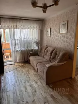 2-к кв. Омская область, Омск Городок Нефтяников мкр, ул. Андрианова, ...