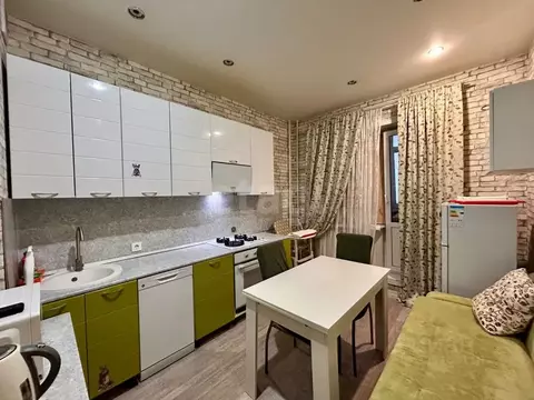 2-к кв. Коми, Усинск Комсомольская ул., 19 (56.3 м)