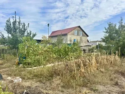Дом в Волгоградская область, Краснослободск Среднеахтубинский район, ...