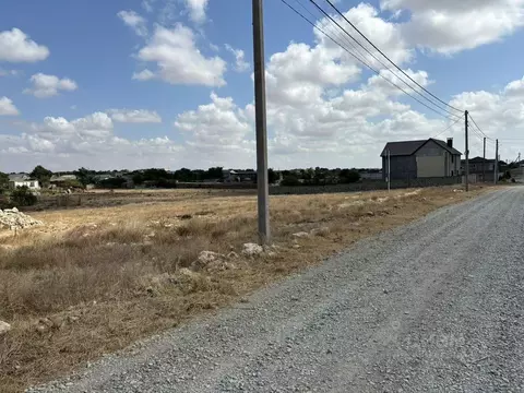 Участок в Крым, Сакский район, с. Суворовское ул. Спутниковая, 18 (8.0 ...