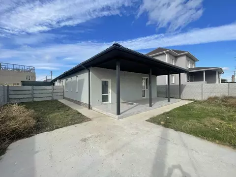 Дом в Крым, Сакский район, с. Уютное ул. Приморская, 4В (106 м)