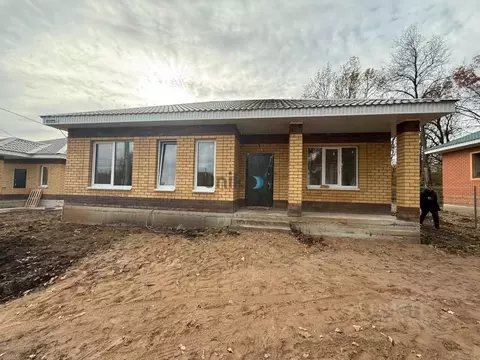 Дом в Башкортостан, Иглинский район, Акбердинский сельсовет, д. ...