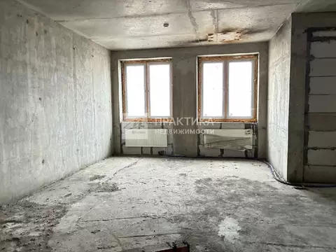 Продается 2-комнатная квартира