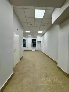 Помещение свободного назначения в Красноярский край, Красноярск ул. ...