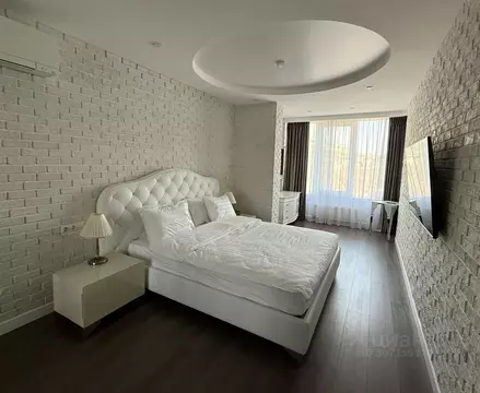 2-к кв. Приморский край, Владивосток ул. Володарского, 1 (78.0 м)