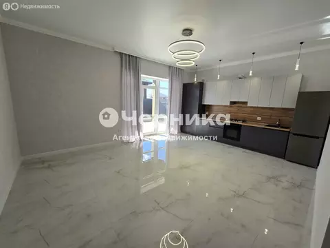 Дом в Ессентуки, Вечерняя улица (152 м)