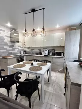 Продается 3-комнатная квартира