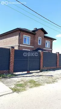 Дом в Аксай, улица Сергея Федоровцева (210 м)