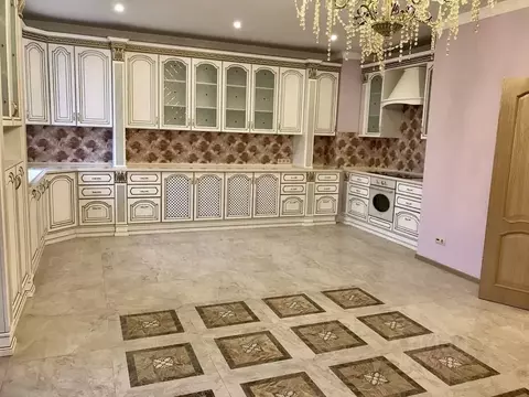 6-к кв. Москва ул. Серпуховский Вал, 21к3 (260.0 м)