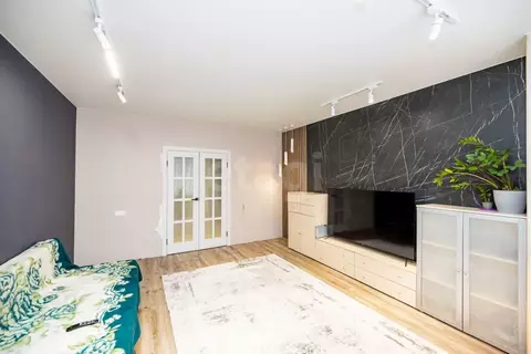 2-к кв. Ханты-Мансийский АО, Сургут ул. Губкина, 5 (60.2 м)