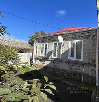 Дом в Краснодарский край, Гулькевичский район, с. Новоукраинское ...