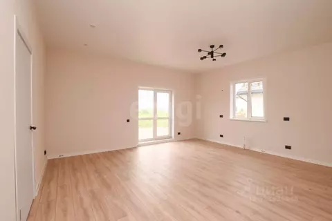 Дом в Красноярский край, Емельяново пгт  (145 м)