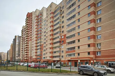 3-к кв. Челябинская область, Челябинск ул. 40-летия Победы, 3 (82.0 м)