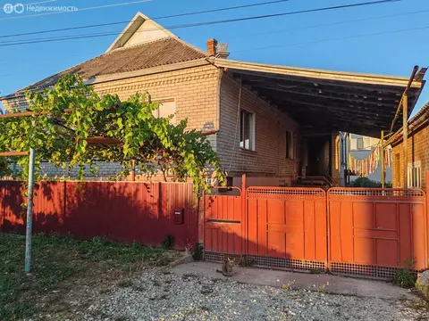 Дом в Абинск, Набережная улица (229 м)