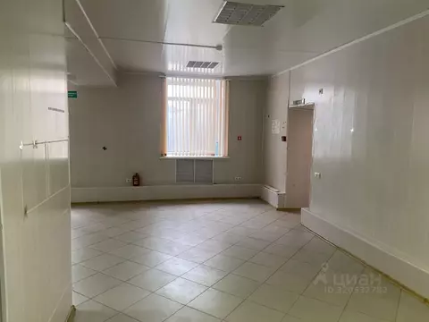 Помещение свободного назначения в Волгоградская область, Волгоград ул. ...