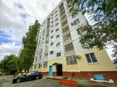 3-к кв. Калмыкия, Элиста 8-й мкр, 63 (67.3 м)