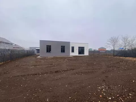 Дом в Самарская область, Волжский район, с. Лопатино ул. Братьев ...