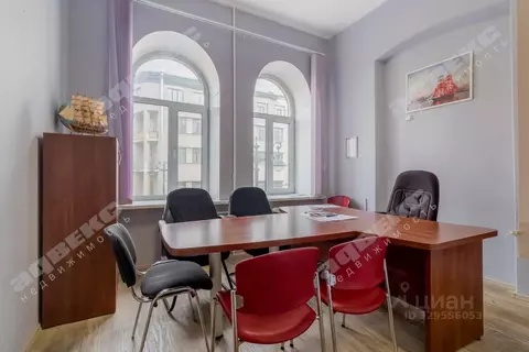Офис в Санкт-Петербург Невский просп., 109 (124 м)