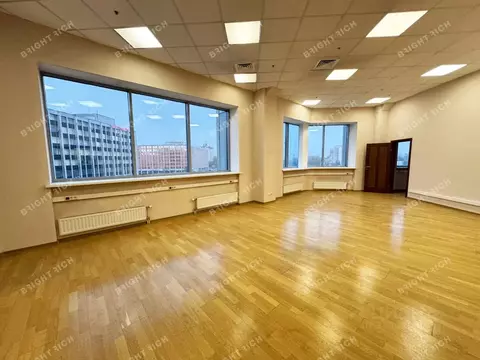 Офис в Санкт-Петербург пл. Конституции, 1 (453 м)