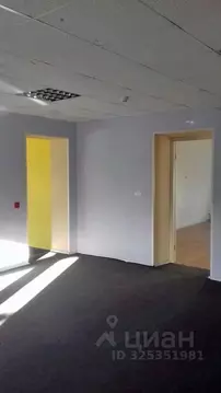 Офис в Санкт-Петербург Коломяги тер.,  (150 м)