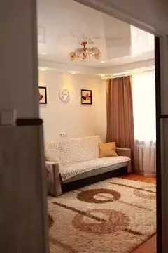 1-к кв. Свердловская область, Екатеринбург ул. Серова, 2 (35.0 м)