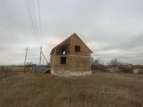 Дом в Крым, Сакский район, Ореховское с/пос, с. Михайловка ул. ...