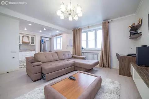 1-комнатная квартира: Екатеринбург, улица Громова, 28 (67.7 м)