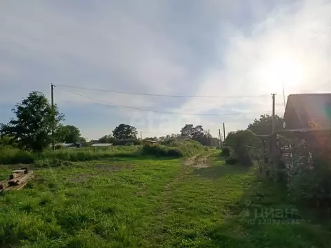 Участок в Ленинградская область, Волховский район, Усадищенское с/пос, ...