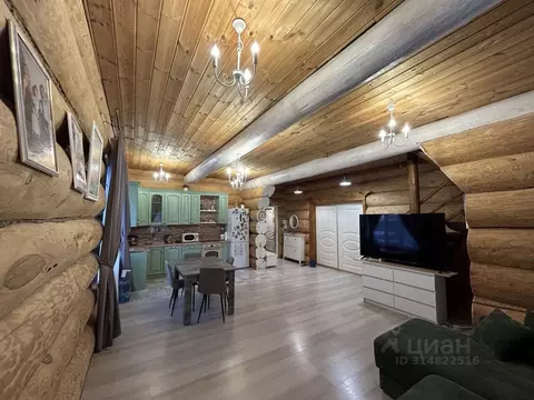 Дом в Башкортостан, Иглинский район, с. Акбердино ул. Салавата Юлаева, ...