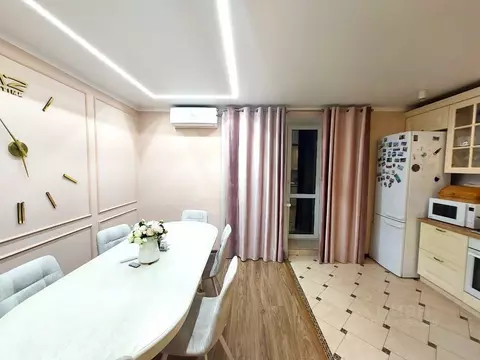 2-к кв. Татарстан, Казань ул. Салиха Батыева, 21 (66.0 м)