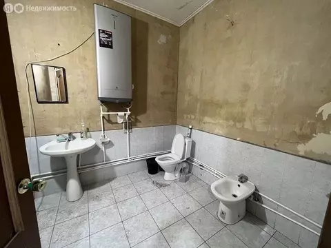 Склад (1325.1 м)