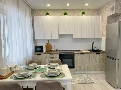 2-к кв. Сахалинская область, Южно-Сахалинск просп. Победы, 11 (80.0 м)