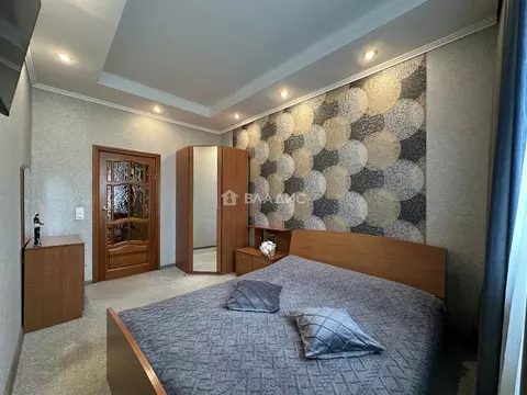 Продается 3-комнатная квартира