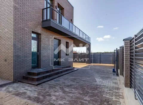 Дом в Ленинградская область, Выборгский район, Первомайское с/пос, ...