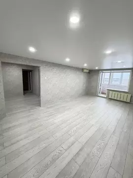 2-к кв. Марий Эл, Йошкар-Ола Ленинский просп., 8 (75.7 м)