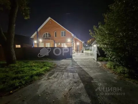 Дом в Тюменская область, Тюмень ул. Димитрова (397 м)
