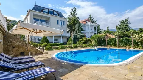 Дом в Крым, Ялта городской округ, Ливадия пгт ул. Виноградная, 25В ...