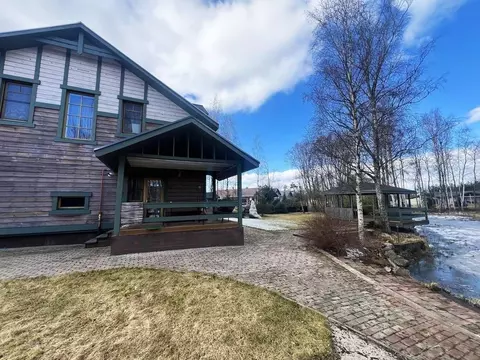 Коттедж в Ленинградская область, Выборгский район, Первомайское с/пос, ...