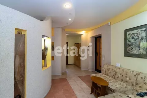 4-к кв. Тюменская область, Тюмень Олимпийская ул., 8к3 (176.9 м)