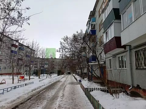 2-к кв. Самарская область, Сызрань пос. Строитель, ул. Нахимова, 15 ...