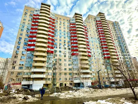 Продается 3-комнатная квартира