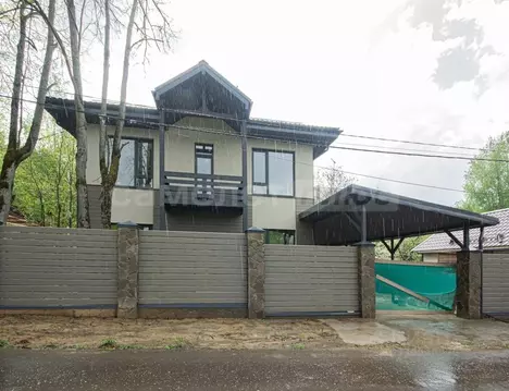 Дом в Московская область, Одинцовский городской округ, с. Жаворонки ...