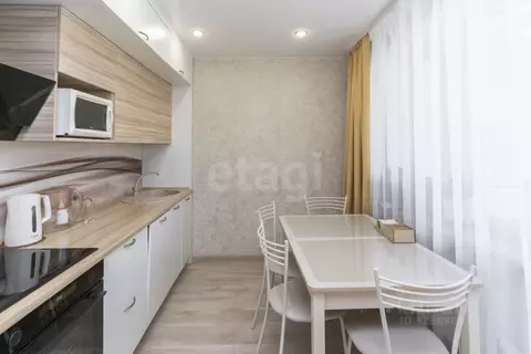 2-к кв. Тюменская область, Тюмень ул. Федюнинского, 56 (56.2 м)